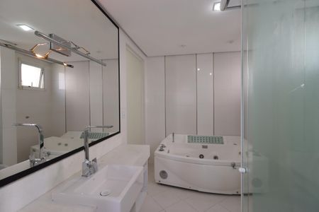 Apartamento para alugar com 139m², 2 quartos e 3 vagasBanheiro da Suíte 2