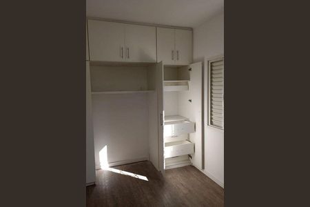 Casa à venda com 3 quartos, 201m² em Vila Alzira, Santo André