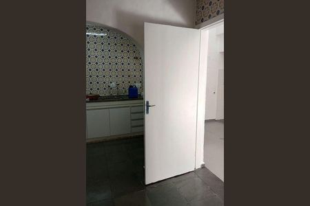 Casa à venda com 3 quartos, 201m² em Vila Alzira, Santo André