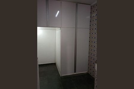 Casa à venda com 3 quartos, 201m² em Vila Alzira, Santo André