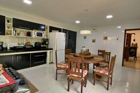 Casa à venda com 3 quartos, 618m² em Vargem Grande, Rio de Janeiro