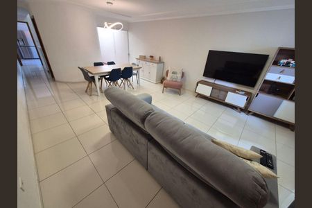 Casa à venda com 3 quartos, 219m² em Baeta Neves, São Bernardo do Campo