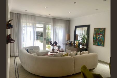 Casa à venda com 3 quartos, 435m² em Alto de Pinheiros, São Paulo