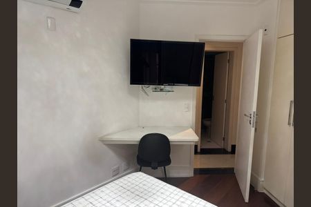 Apartamento à venda com 3 quartos, 130m² em Indianópolis, São Paulo