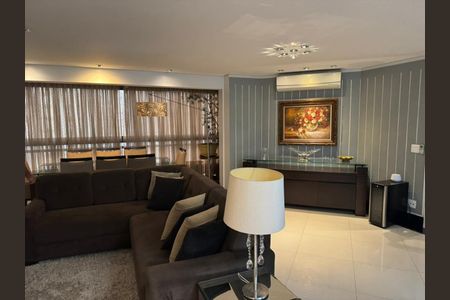 Apartamento à venda com 3 quartos, 130m² em Indianópolis, São Paulo