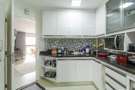Apartamento à venda com 130m², 3 quartos e 2 vagasCozinha