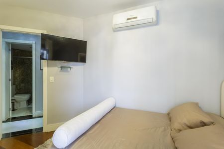 Apartamento à venda com 130m², 3 quartos e 2 vagasQuarto 1