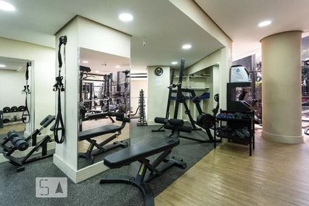 Apartamento à venda com 130m², 3 quartos e 2 vagasÁrea comum - Academia