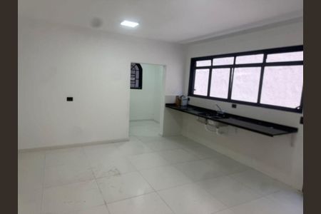 Casa à venda com 3 quartos, 216m² em Vila Aricanduva, São Paulo