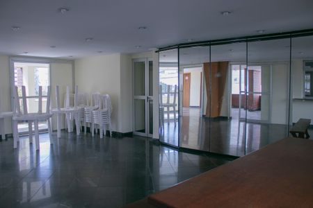 Apartamento à venda com 86m², 2 quartos e 2 vagasÁrea comum - Salão de festas