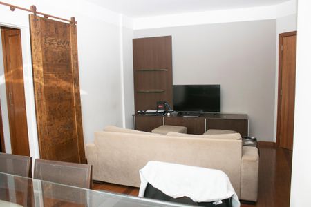 Apartamento à venda com 86m², 2 quartos e 2 vagasSala