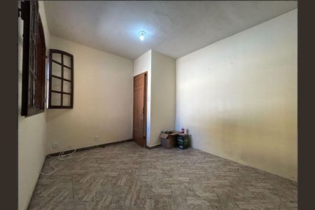 Casa à venda com 100m², 2 quartos e 4 vagas