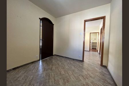 Casa à venda com 100m², 2 quartos e 4 vagas