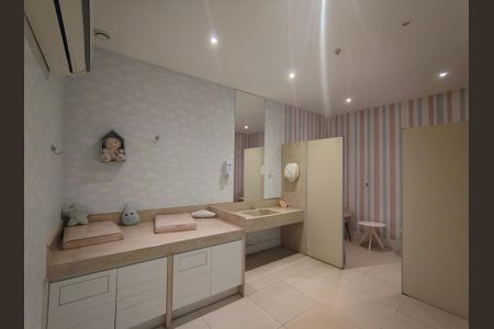 Apartamento à venda com 64m², 2 quartos e 1 vagaÁrea comum