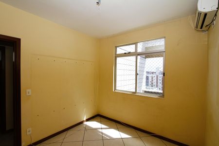 Apartamento para alugar com 240m², 4 quartos e 2 vagasQuarto 2