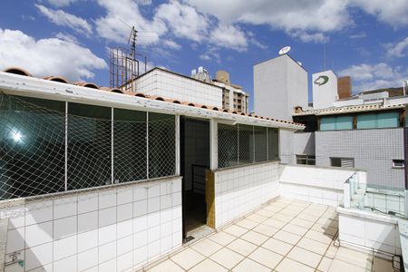 Apartamento para alugar com 240m², 4 quartos e 2 vagasCobertura