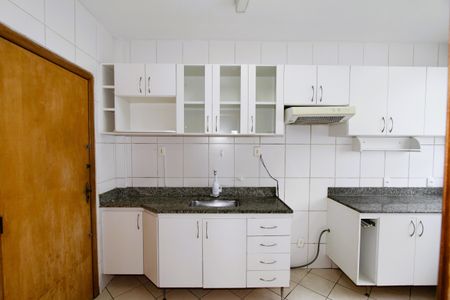 Apartamento para alugar com 240m², 4 quartos e 2 vagasCozinha