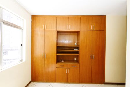 Apartamento para alugar com 240m², 4 quartos e 2 vagasQuarto 1 Suíte