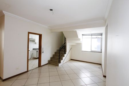 Apartamento para alugar com 240m², 4 quartos e 2 vagasSala