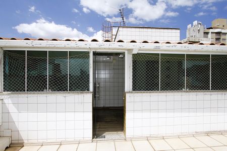 Apartamento para alugar com 240m², 4 quartos e 2 vagasCobertura