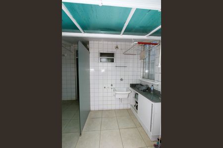 Apartamento para alugar com 240m², 4 quartos e 2 vagasÁrea de Serviço