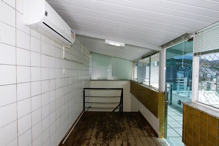 Apartamento para alugar com 240m², 4 quartos e 2 vagasCobertura