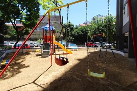 Apartamento para alugar com 192m², 4 quartos e 2 vagas Apartamento para alugar com 192m², 4 quartos e 2 vagasÁrea Comum - Playground