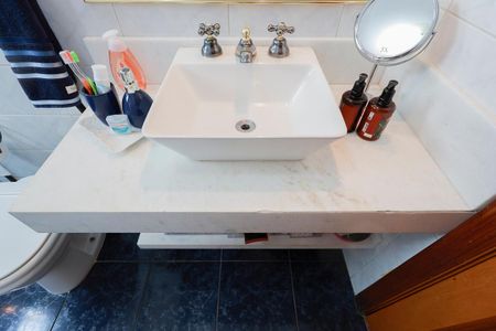 Casa à venda com 252m², 3 quartos e 6 vagas Casa à venda com 252m², 3 quartos e 6 vagasBanheiro da suíte 1