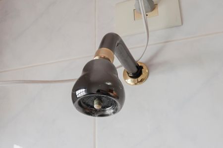 Casa à venda com 252m², 3 quartos e 6 vagas Casa à venda com 252m², 3 quartos e 6 vagasBanheiro da suíte 1