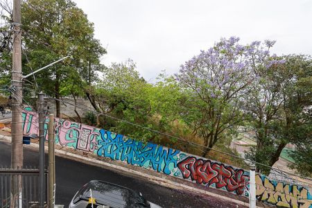 Casa à venda com 252m², 3 quartos e 6 vagas Casa à venda com 252m², 3 quartos e 6 vagasVista da varanda da suíte 3