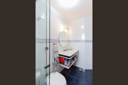 Casa à venda com 252m², 3 quartos e 6 vagas Casa à venda com 252m², 3 quartos e 6 vagasBanheiro da suíte 3