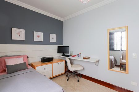 Casa à venda com 252m², 3 quartos e 6 vagas Casa à venda com 252m², 3 quartos e 6 vagasSuíte 2