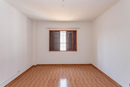 Casa à venda com 180m², 3 quartos e 2 vagasSuíte