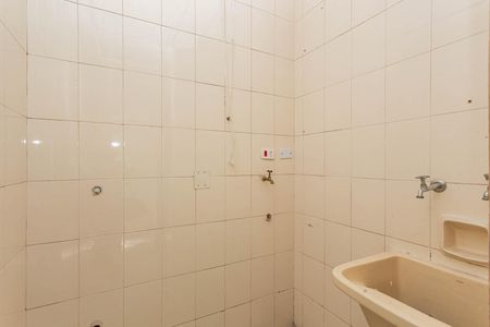 Casa à venda com 180m², 3 quartos e 2 vagasÁrea de Serviço