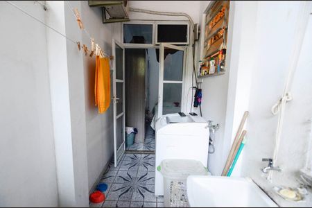 Apartamento à venda com 69m², 2 quartos e sem vaga Apartamento à venda com 69m², 2 quartos e sem vagaÁrea de Serviço