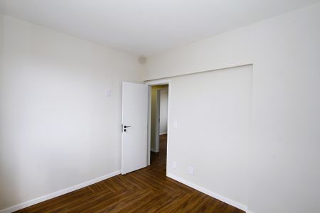Apartamento à venda com 200m², 4 quartos e 2 vagasQuarto 3