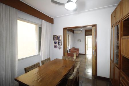 Apartamento para alugar com 144m², 3 quartos e sem vagaCopa