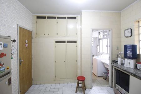 Apartamento para alugar com 144m², 3 quartos e sem vagaCozinha
