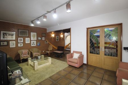 Apartamento para alugar com 144m², 3 quartos e sem vagaSala