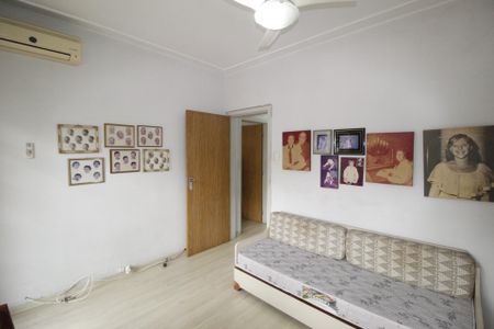 Apartamento para alugar com 144m², 3 quartos e sem vagaQuarto 1