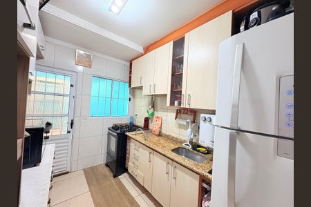 Casa à venda com 150m², 2 quartos e 3 vagas Casa à venda com 150m², 2 quartos e 3 vagasCozinha