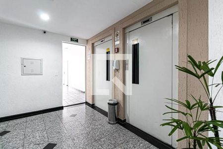 Apartamento à venda com 58m², 2 quartos e 1 vaga Apartamento à venda com 58m², 2 quartos e 1 vagaÁrea Comum - Elevador