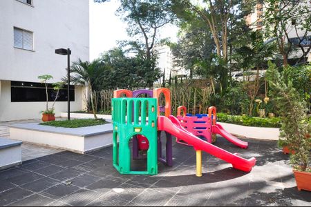 Apartamento à venda com 70m², 3 quartos e 2 vagasPlayground