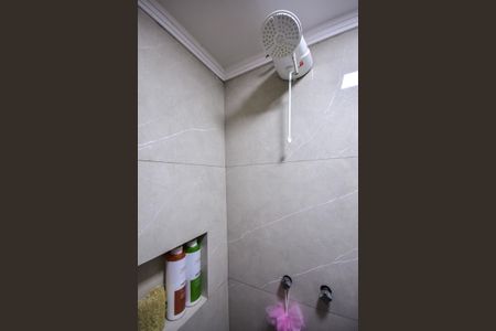 Apartamento à venda com 70m², 3 quartos e 2 vagasChuveiro do Banheiro