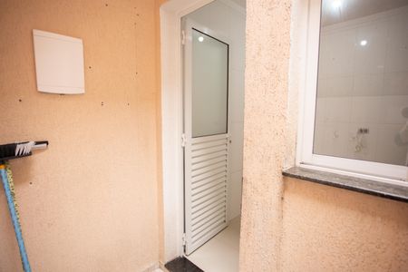 Casa de condomínio à venda com 58m², 2 quartos e 1 vaga Casa de condomínio à venda com 58m², 2 quartos e 1 vagaÁREA DE SERVIÇO