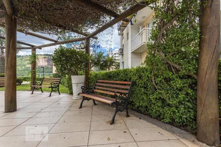 Apartamento à venda com 56m², 2 quartos e 1 vaga Apartamento à venda com 56m², 2 quartos e 1 vagaÁrea Comum