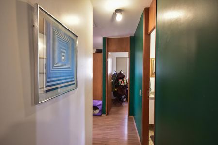Corredor de apartamento à venda com 2 quartos, 65m² em Jardim Vazani, São Paulo