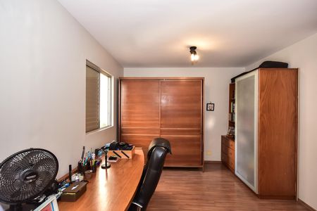 Apartamento à venda com 65m², 2 quartos e 1 vagaQuarto 2