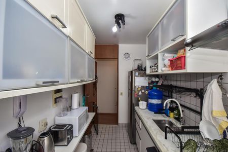 Apartamento à venda com 65m², 2 quartos e 1 vagaCozinha