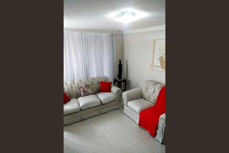 Casa à venda com 3 quartos, 191m² em Baeta Neves, São Bernardo do Campo